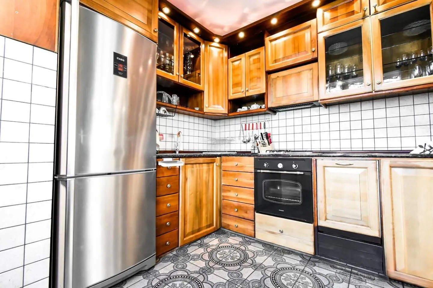 Apartment 2 Levels 2Br 2Btr Separate Kitchen Ac Sofia