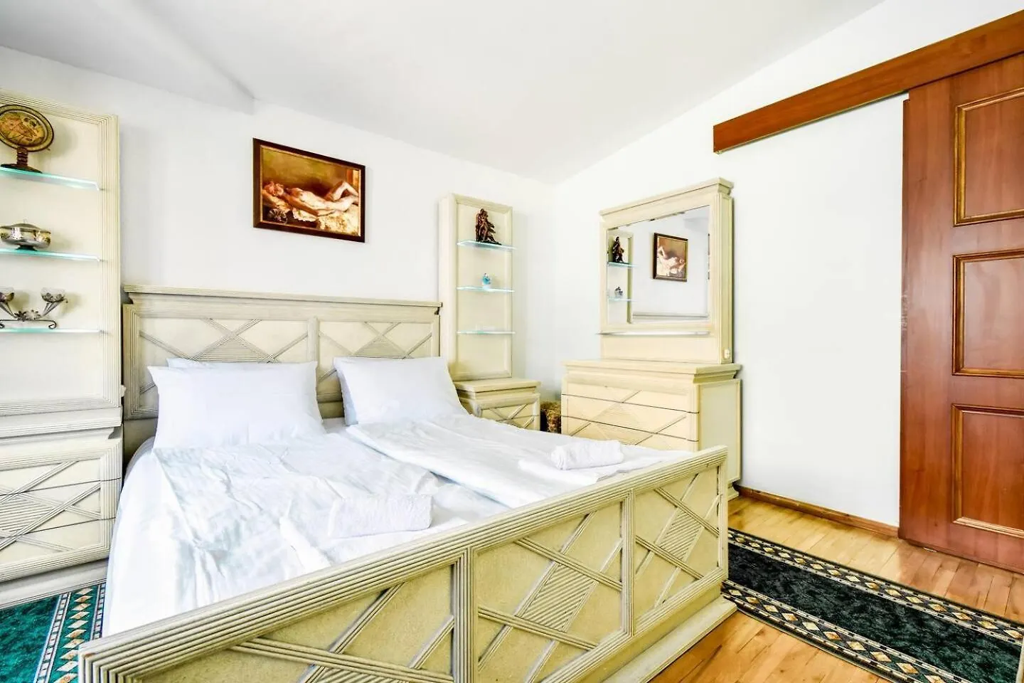 2 Levels 2Br 2Btr Separate Kitchen Ac Sofia 0*,